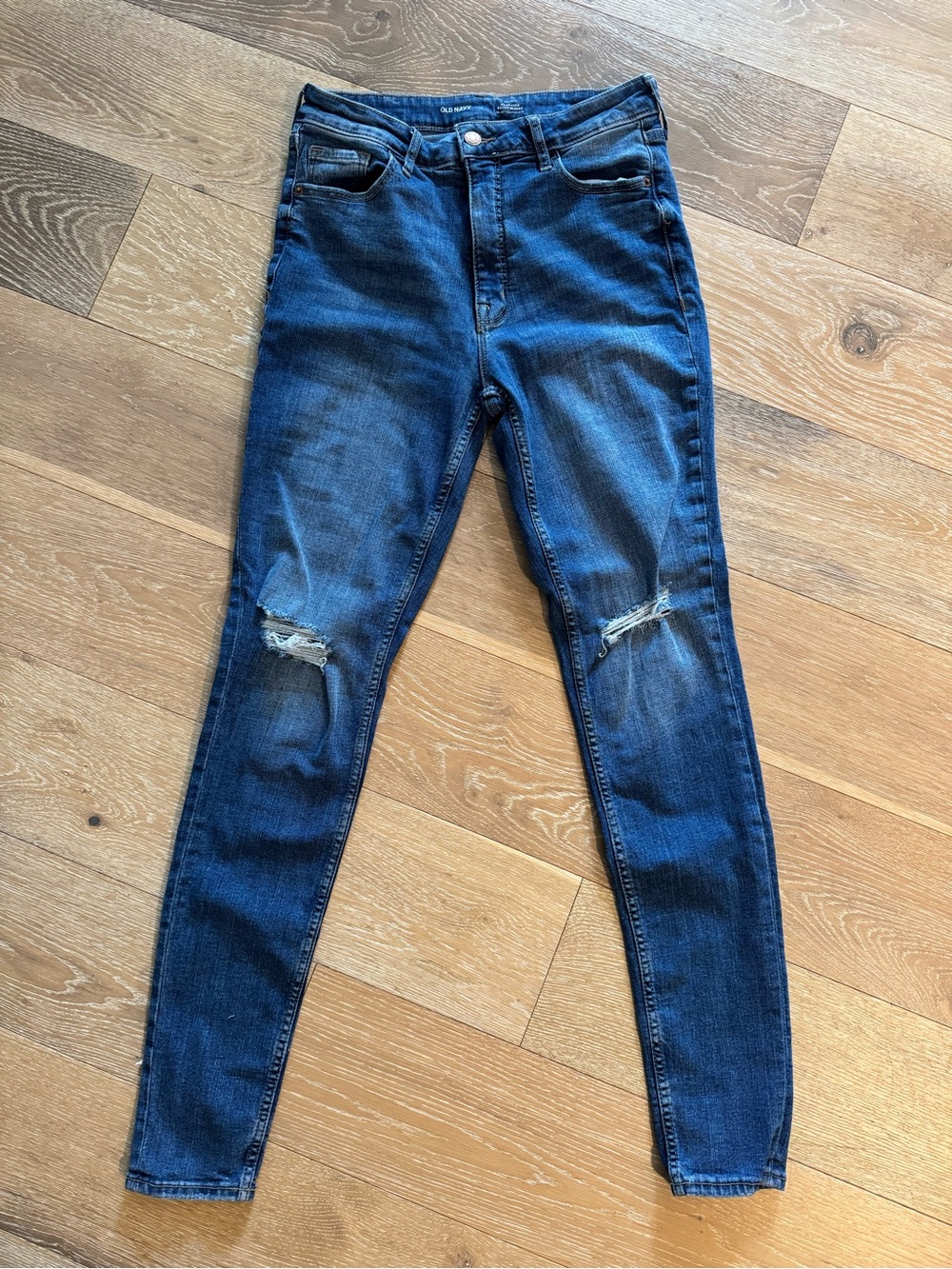 Old Navy RockStar Super Skinny Mid-Rise Jeans Distressed Skinny Jeans in Blue